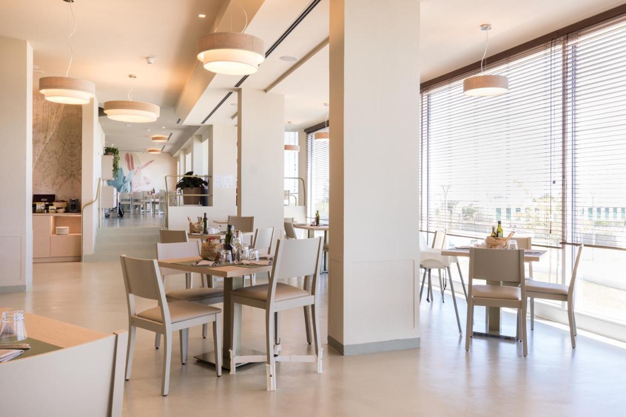 Hotel Baya - In Centro, Sul Mare ميلانو ماريتيما المظهر الخارجي الصورة