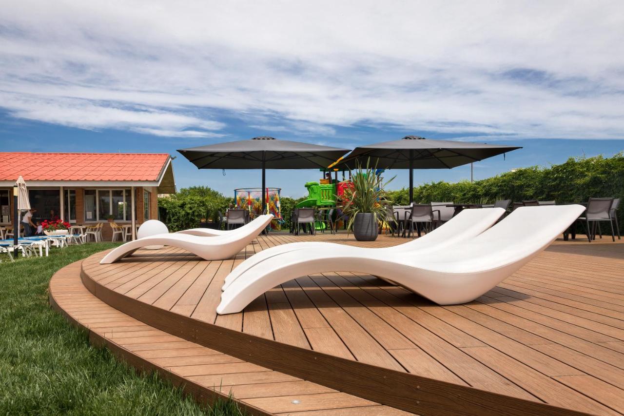 Hotel Baya - In Centro, Sul Mare ميلانو ماريتيما المظهر الخارجي الصورة