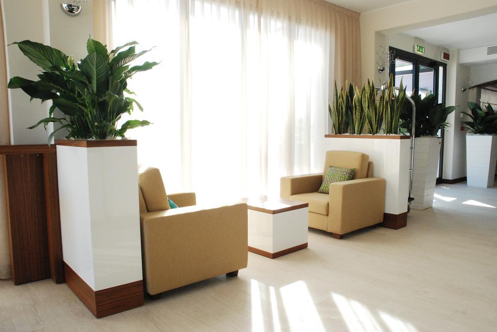 Hotel Baya - In Centro, Sul Mare ميلانو ماريتيما المظهر الخارجي الصورة