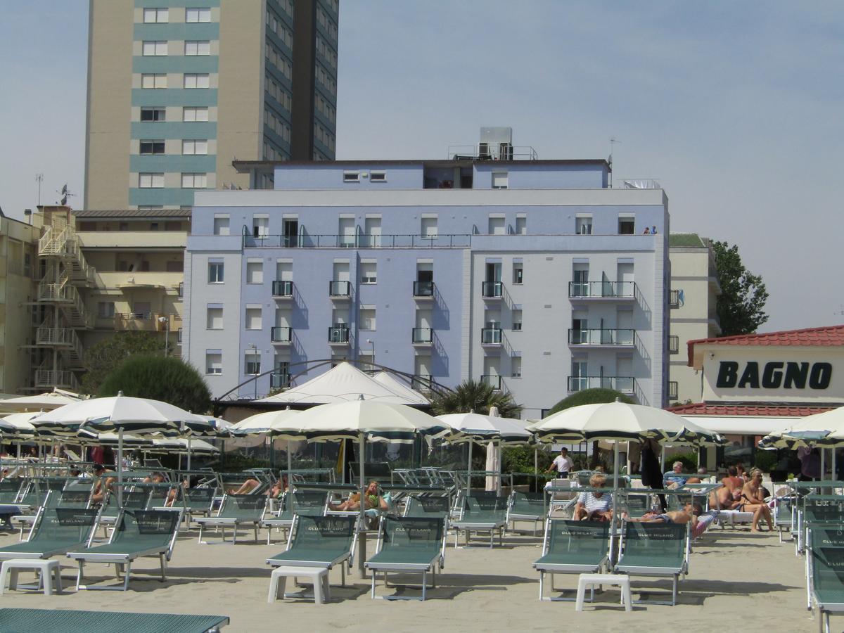 Hotel Baya - In Centro, Sul Mare ميلانو ماريتيما المظهر الخارجي الصورة